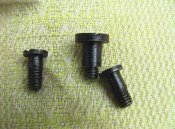 Винты крепления до щечок-3шт.