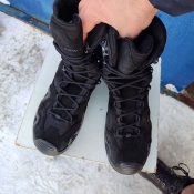 Lowa Zephyr GTX HI TF . Розмір 9UK. (273). (Чорні) 100% Оригінал. Без коробки. Є інші розміри і кольори.  Продаж або обмін
