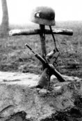 dramatic german grave ost front.jpg