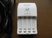 Зарядний пристрій для акумуляторів Sony BCG-34HLD