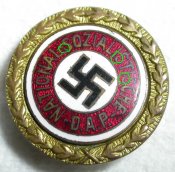25mm_Fuess_Badge.jpg