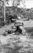 Bundesarchiv_Bild_101I-316-1172-33,_Italien,_Gebirgsjäger_mit_Entfernungsmesser (1).jpg