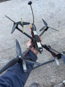 FPV дрон з акумулятором