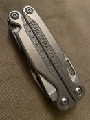 Мультитул Leatherman Charge TTI Plus.