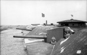 Bundesarchiv_Bild_101I-755-0161-25,_DГ¤nemark,_KГјstenbefestigung.jpg