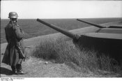 Bundesarchiv_Bild_101I-756-0218-13,_DГ¤nemark,_KГјstenbatterie.jpg