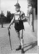 438px-Bundesarchiv_Bild_102-13787%2C_Berliner_Original.jpg