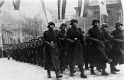 Bundesarchiv Bild 183-J16133, Lettland, Appell der SS-Legion.jpg