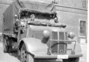K3-YB_02.jpg
