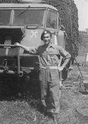 Jan MГЅlek 1922 - 1974 a vozidlo Fordson WOT.jpg