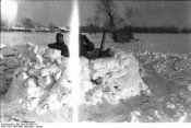 Bundesarchiv_Bild_101I-287-0872-01,_Russland_(bei_Orel),_Soldaten_in_Stellung.jpg