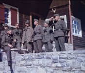 Gebirgsjäger Gebirgs color colour farbe kleur warna.jpg