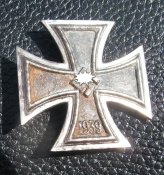 5011910155_0.jpg