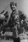 Лейтенант-орденоносец Андрей Васильевич Чирков у самолета. 12.07.1941.jpg