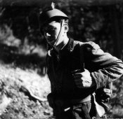 08652_Alpino alla conquista di Seez nel luglio 1940.jpg