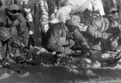 11790_Alpini sciatori in alta montagna appostati nell'inverno 1941.jpg