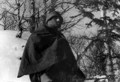 11797_Alpino in alta montagna nell'inverno 1941.jpg