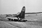 US Bomber B17 4.JPG