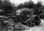 00107_Artiglierie motorizzate in Val Stretta (Bardonecchia) nel giugno 1940.jpg