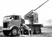 1941 Autocannone Breda 52 da 90 53.jpg