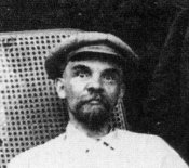 26062059_Lenin_v_gorkah_1.jpg