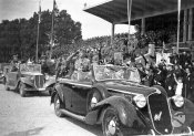 Vittorio Emanuele III  Julia 20-06-1942.jpg