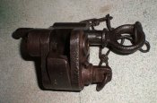 MG08RearLug.JPG