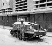 IWM-SE-5866-tank-Surabaya-19451127.jpg