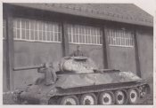 Deutsche Soldaten mit Panzer.JPG