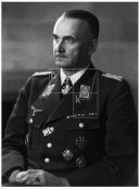 Generaloberstabsarzt (Luftwaffe) Prof.Dr.med. Oskar Schröder.jpg