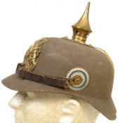 helmet-de-bay-spiked-felt2.jpg