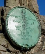 Fliegerdenkmal-Inschrift.jpg