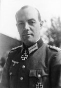 Bundesarchiv_Bild_146-1976-130-51,_Rudolf-Christoph_v._Gersdorff.jpg
