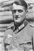 Oberleutnant Siegfried Grabert.jpg