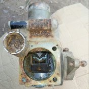 tUqLbu24pBk.jpg