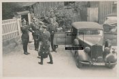 Luftwaffe Offiziere Mercedes Benz.jpg