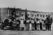Парад у тогрового порта 25г.jpg