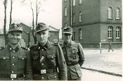 Karl Tangen, Gunnar Andersen og Kolbjørn Mathisen i Danzig i mai 1944..jpg