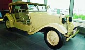DKW Sonderklasse-1001, 1934.jpg