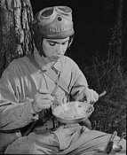 mess_kit_tanker_1942.jpg