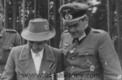 3_Schwester und Offizier.jpg