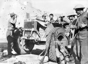 10_The-libyan-advance-south-africas-official-gettyimages.jpg