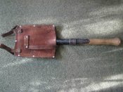 Швейцарская пехотная лопатка в родном чехле 1939 год