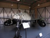 Messerschmitt_Me_262B-1a_Red8.jpg