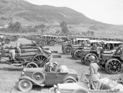 4_Brigate meccanizzate sul terreno delle grandi manovre 09-1936.jpg