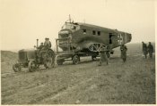 Flugzeug Airplane Eindecker Russland.jpg