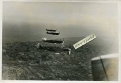 Me 109 Jagd-Flugzeuge im Flug uber Spanien.JPG