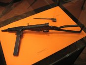 800px-Sten_Mk_II_IMG_4764_(Nemo5576).jpg