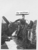Frankreich , notgelandetes amerikanisches Flugzeug Mustang am 7.6. 1944.jpg