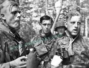 SS-chowing-down-western-front-1940.jpg